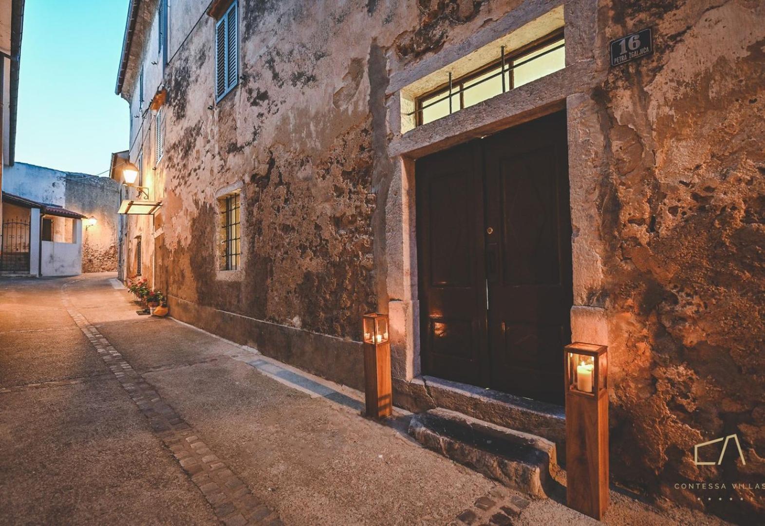 Galija Luxury Suites Krk Town Eksteriør bilde
