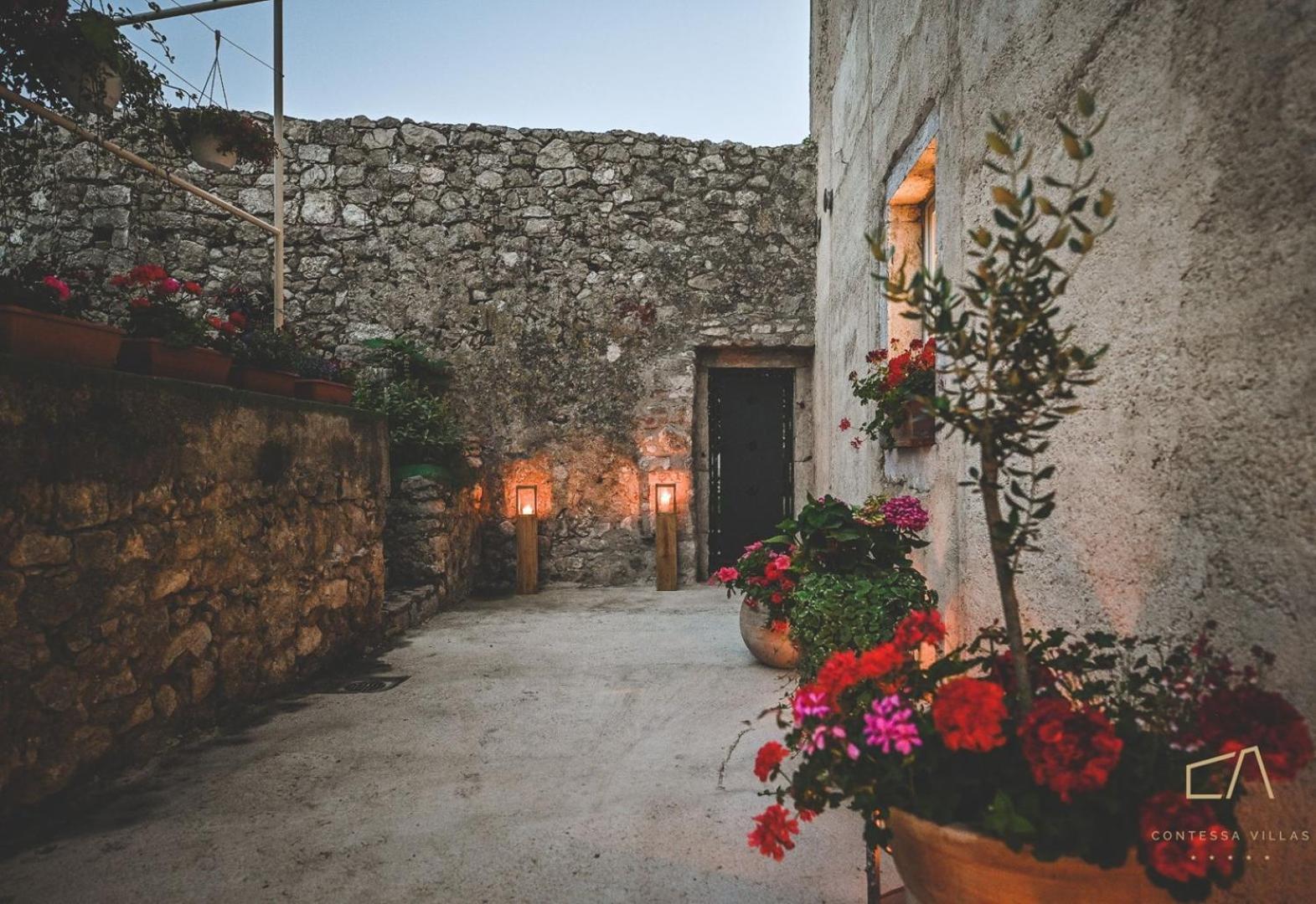 Galija Luxury Suites Krk Town Eksteriør bilde